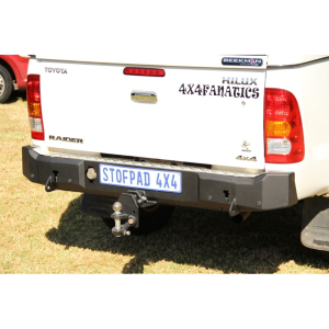 Stofpad Hilux Revo Standard REAR BUMPERS.  Tow ball not incl.
